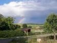Ein Regenbogen!!! Das ist ein Blick aus unserer Haustr.